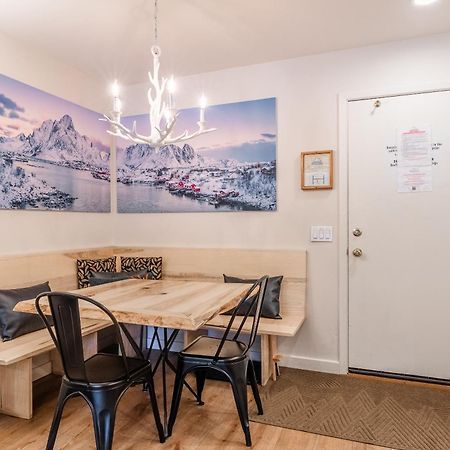 Fully Renovated! St Anton #17 Ski In Ski Out 1 Bedroom 1 Bathroom Condo! Sleeps Up To 4! Mammoth Lakes Zewnętrze zdjęcie