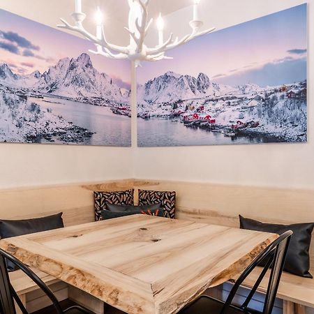 Fully Renovated! St Anton #17 Ski In Ski Out 1 Bedroom 1 Bathroom Condo! Sleeps Up To 4! Mammoth Lakes Zewnętrze zdjęcie