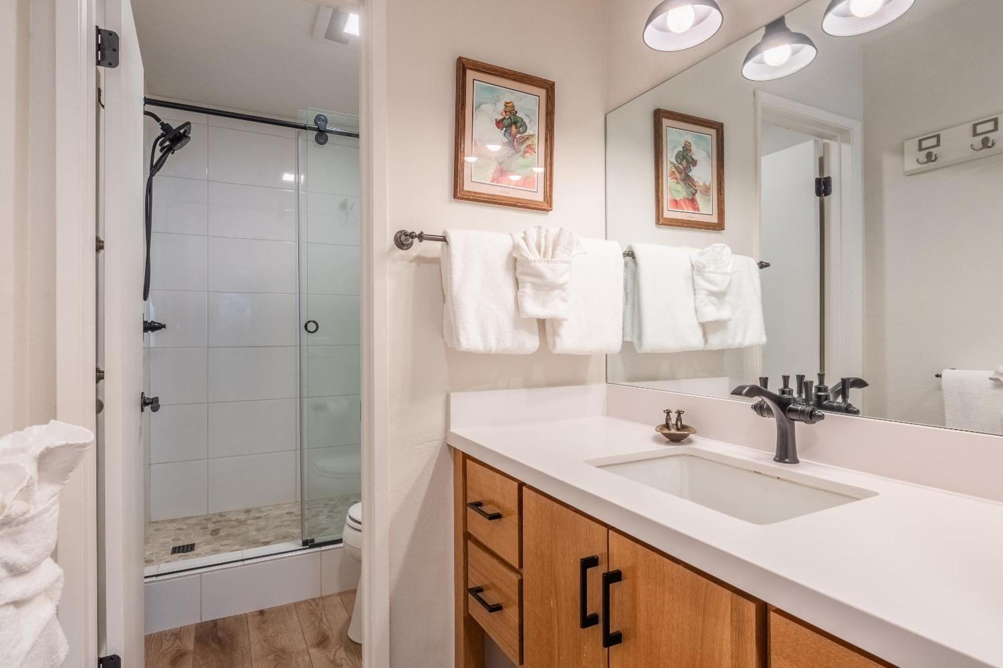 Fully Renovated! St Anton #17 Ski In Ski Out 1 Bedroom 1 Bathroom Condo! Sleeps Up To 4! Mammoth Lakes Zewnętrze zdjęcie