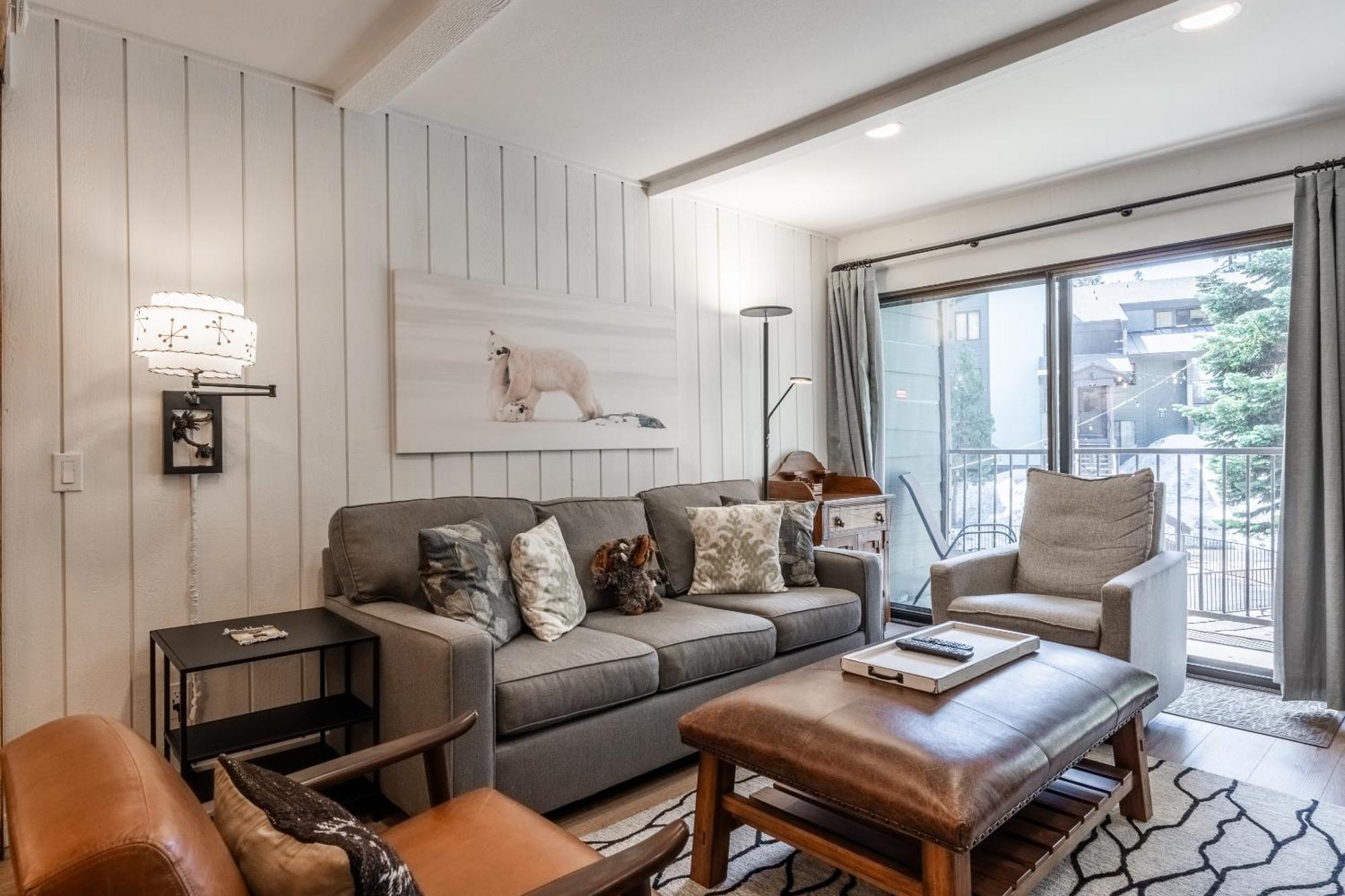 Fully Renovated! St Anton #17 Ski In Ski Out 1 Bedroom 1 Bathroom Condo! Sleeps Up To 4! Mammoth Lakes Zewnętrze zdjęcie