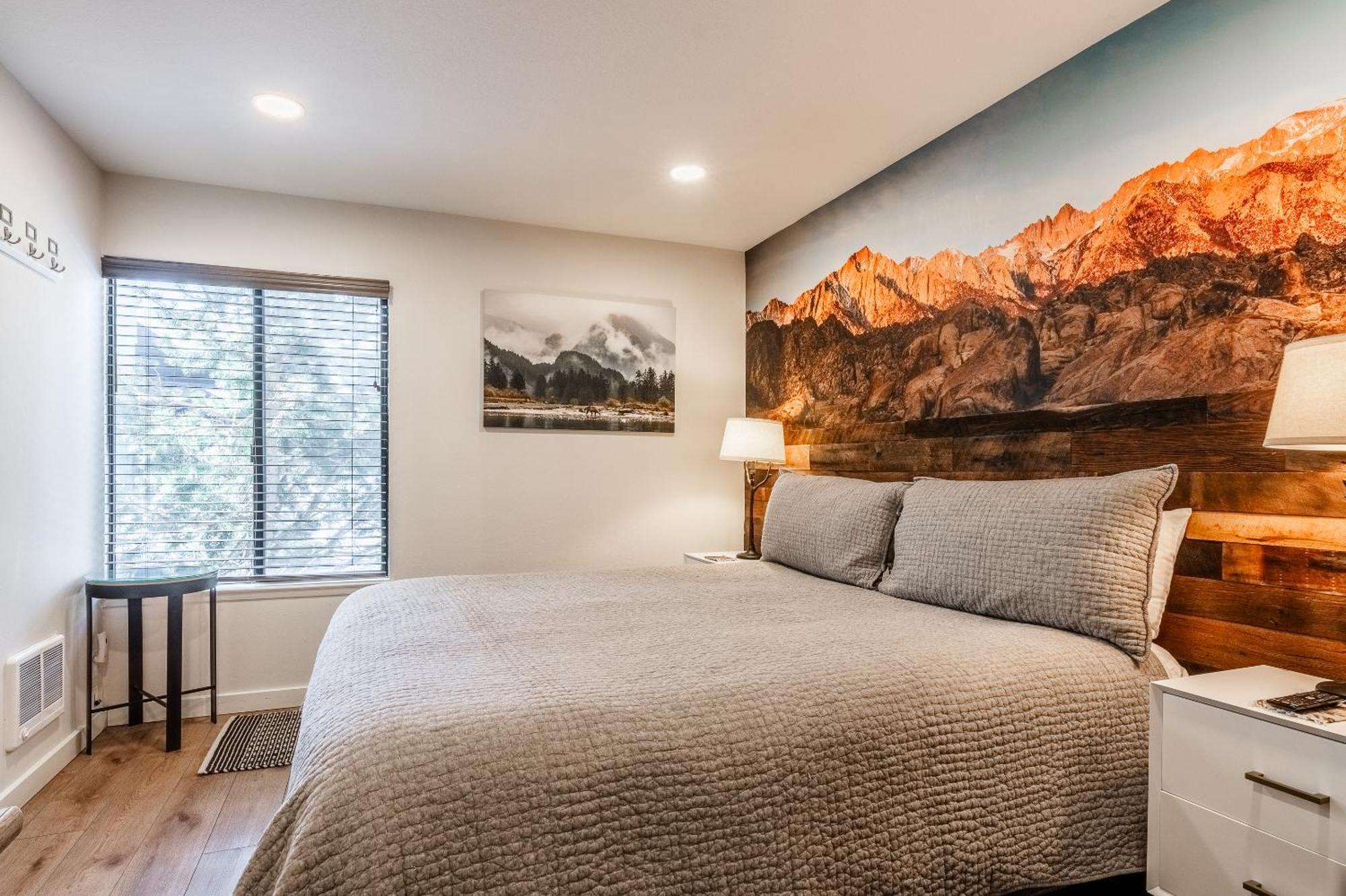 Fully Renovated! St Anton #17 Ski In Ski Out 1 Bedroom 1 Bathroom Condo! Sleeps Up To 4! Mammoth Lakes Zewnętrze zdjęcie